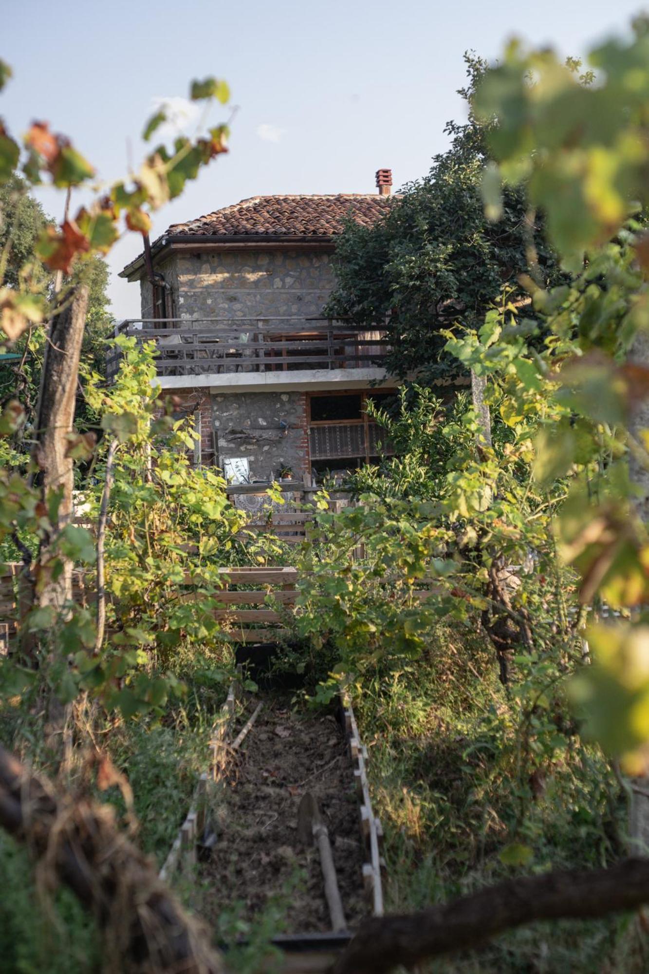 Pellumbas The House In The Village מראה חיצוני תמונה